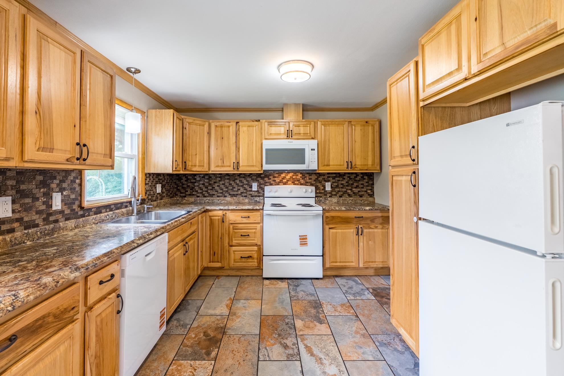 4451 Laredo Lane Merrill, WI 54452 - Photo 11 of 46