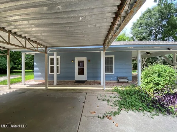 $356,500 | 125 Riverside Street, Vidalia, LA 71373