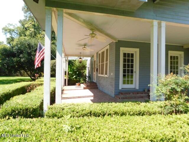 125 Riverside Street Vidalia, LA 71373 - Photo 3 of 24 125 riverside 3