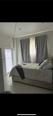 $1,250 | 1160 Northwest 193rd Street, Unit 1, Miami Gardens, FL 33169