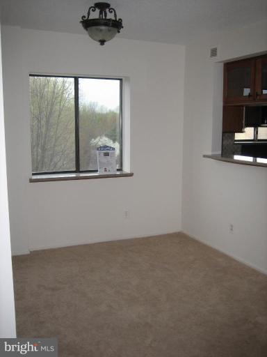 1951 Sagewood Lane, Unit 302 Reston, VA 20191 - Photo 5 of 23 Dining Room
