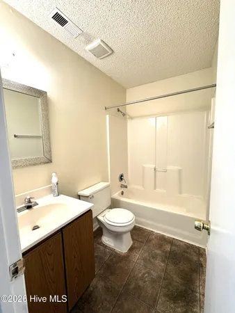 $1,200 | 113 Glenside Court, Midway Park, NC 28544