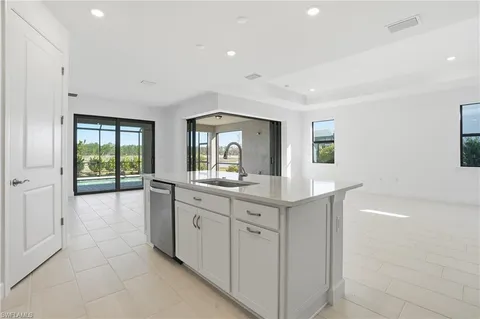 $739,900 | 1954 Fresno Avenue, Naples, FL 34120