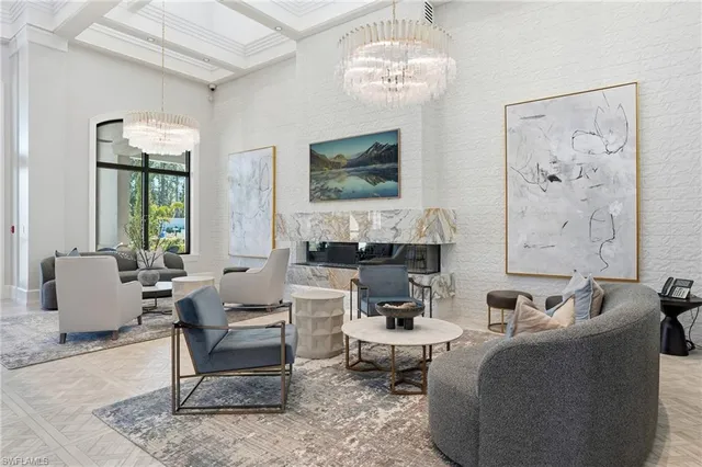 $739,900 | 1954 Fresno Avenue, Naples, FL 34120