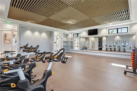 $739,900 | 1954 Fresno Avenue, Naples, FL 34120