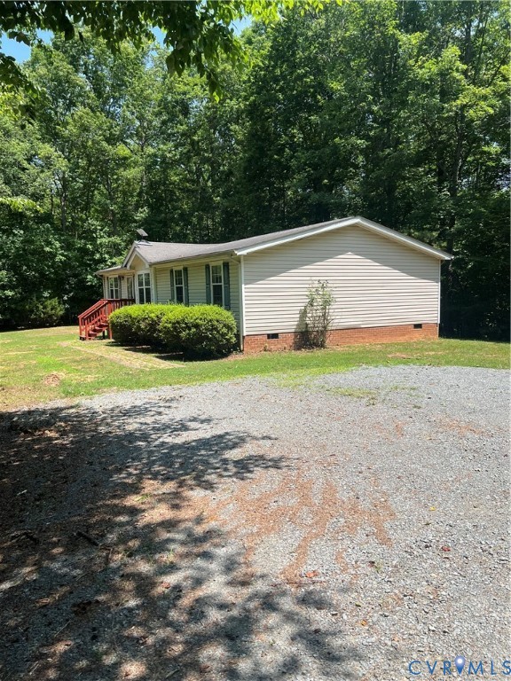 1092 Mallorys Ford Road Louisa, VA 23093 - Photo 3 of 32