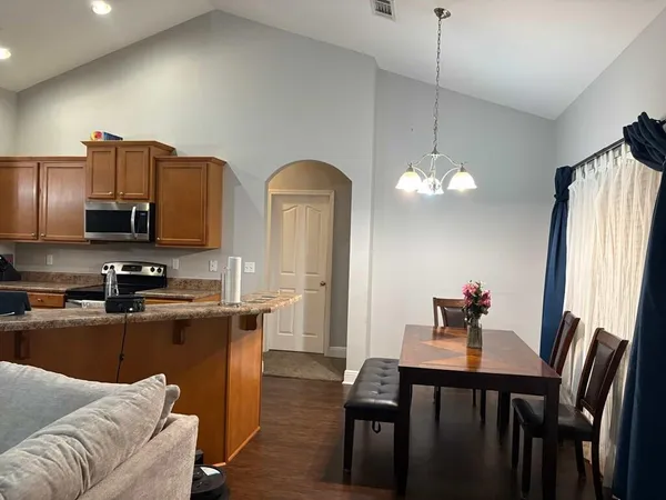 $2,000 | 148 Crab Apple Avenue, Crestview, FL 32536