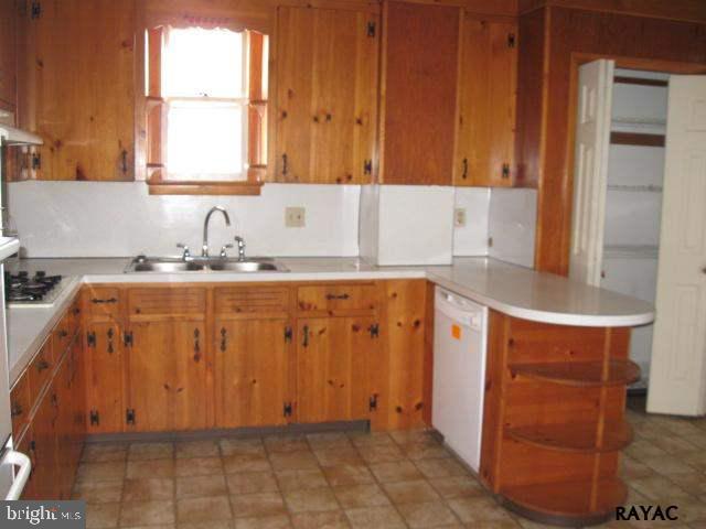 449 High Street Hanover, PA 17331 - Photo 5 of 20 Gallery Image 5
