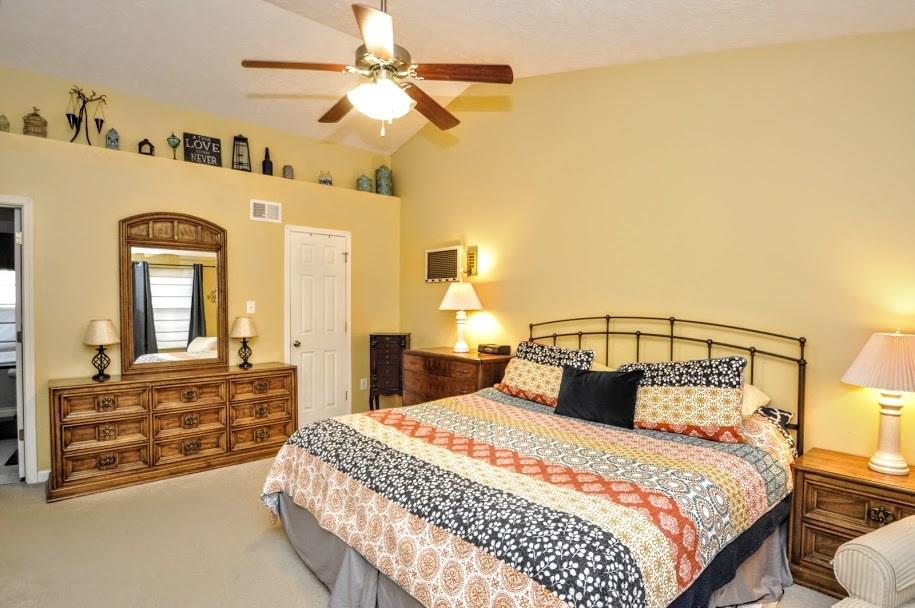 203 West Country Barn Road Houston, PA 15342 - Photo 13 of 25