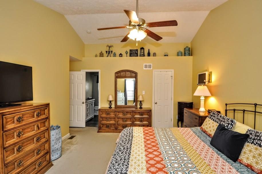 203 West Country Barn Road Houston, PA 15342 - Photo 14 of 25