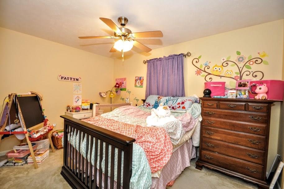 203 West Country Barn Road Houston, PA 15342 - Photo 19 of 25
