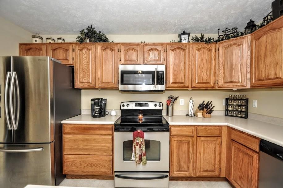 203 West Country Barn Road Houston, PA 15342 - Photo 9 of 25