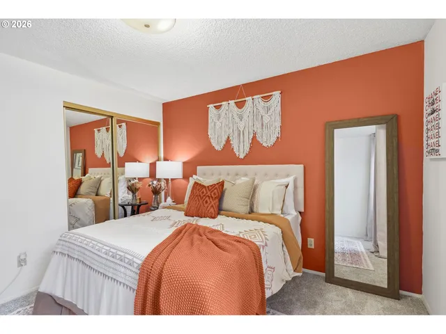 $250,000 | 13100 Northwest 8th Avenue, Vancouver, WA 98685