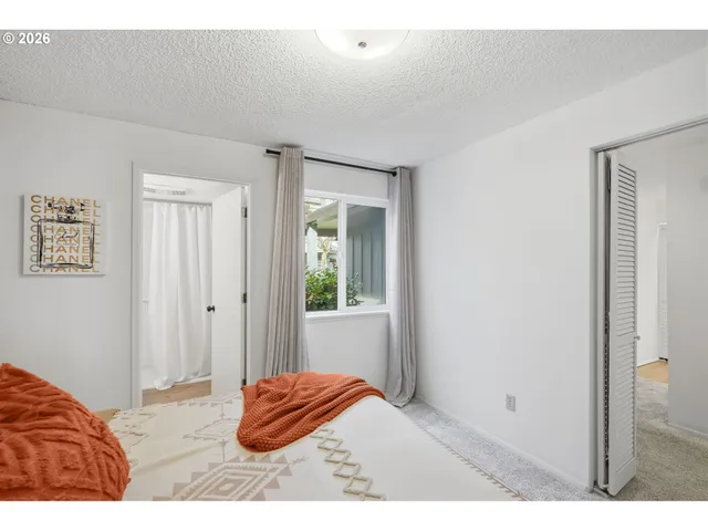 $250,000 | 13100 Northwest 8th Avenue, Vancouver, WA 98685