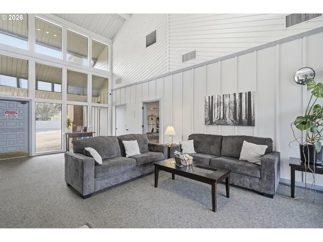 $250,000 | 13100 Northwest 8th Avenue, Vancouver, WA 98685