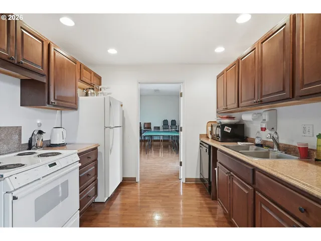 $250,000 | 13100 Northwest 8th Avenue, Vancouver, WA 98685