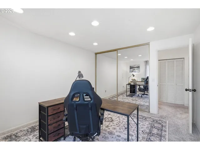 $250,000 | 13100 Northwest 8th Avenue, Vancouver, WA 98685