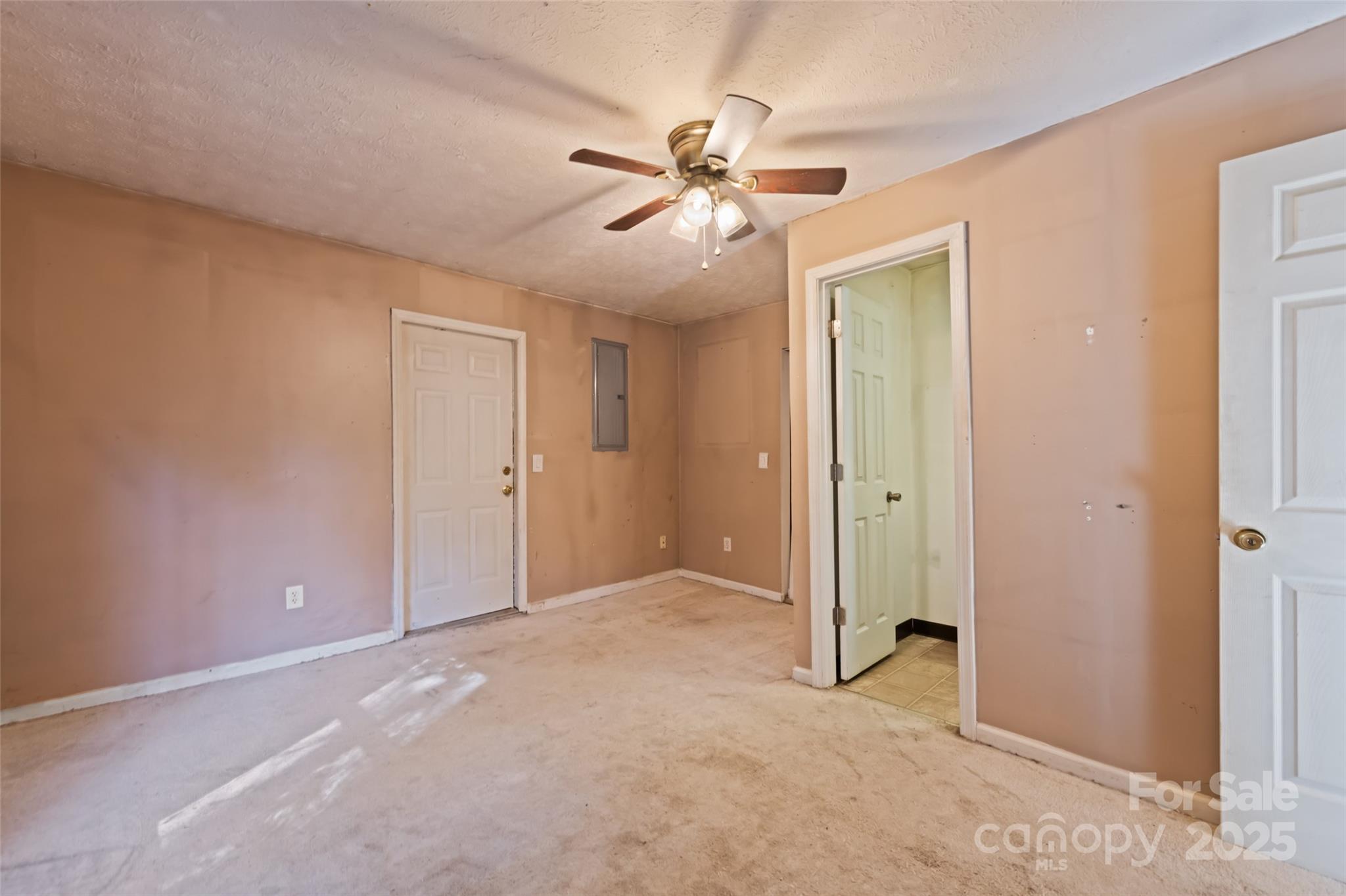 8063 Carolina Boulevard Clyde, NC 28721 - Photo 15 of 18