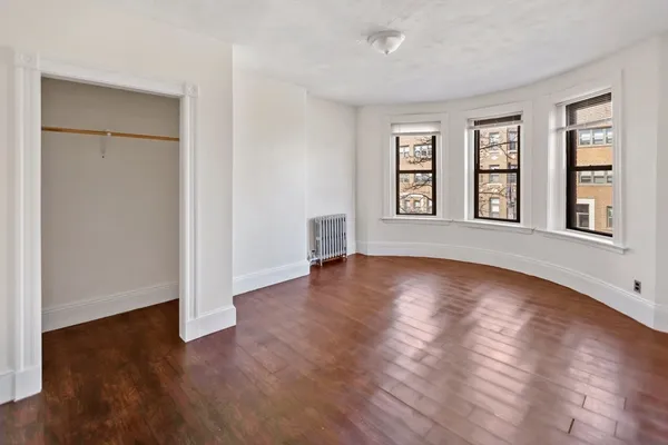 $6,000 | 866 Huntington Avenue, Unit 2, Boston, MA 02115