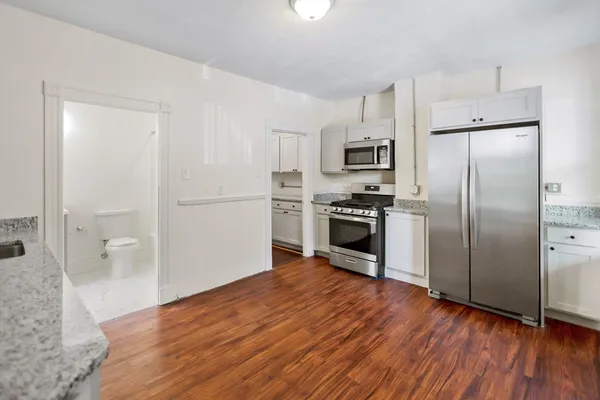 $6,000 | 866 Huntington Avenue, Unit 2, Boston, MA 02115