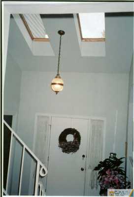 223 Normandy Road Edison, NJ 08820 - Photo 2 of 8 Gallery Image 2
