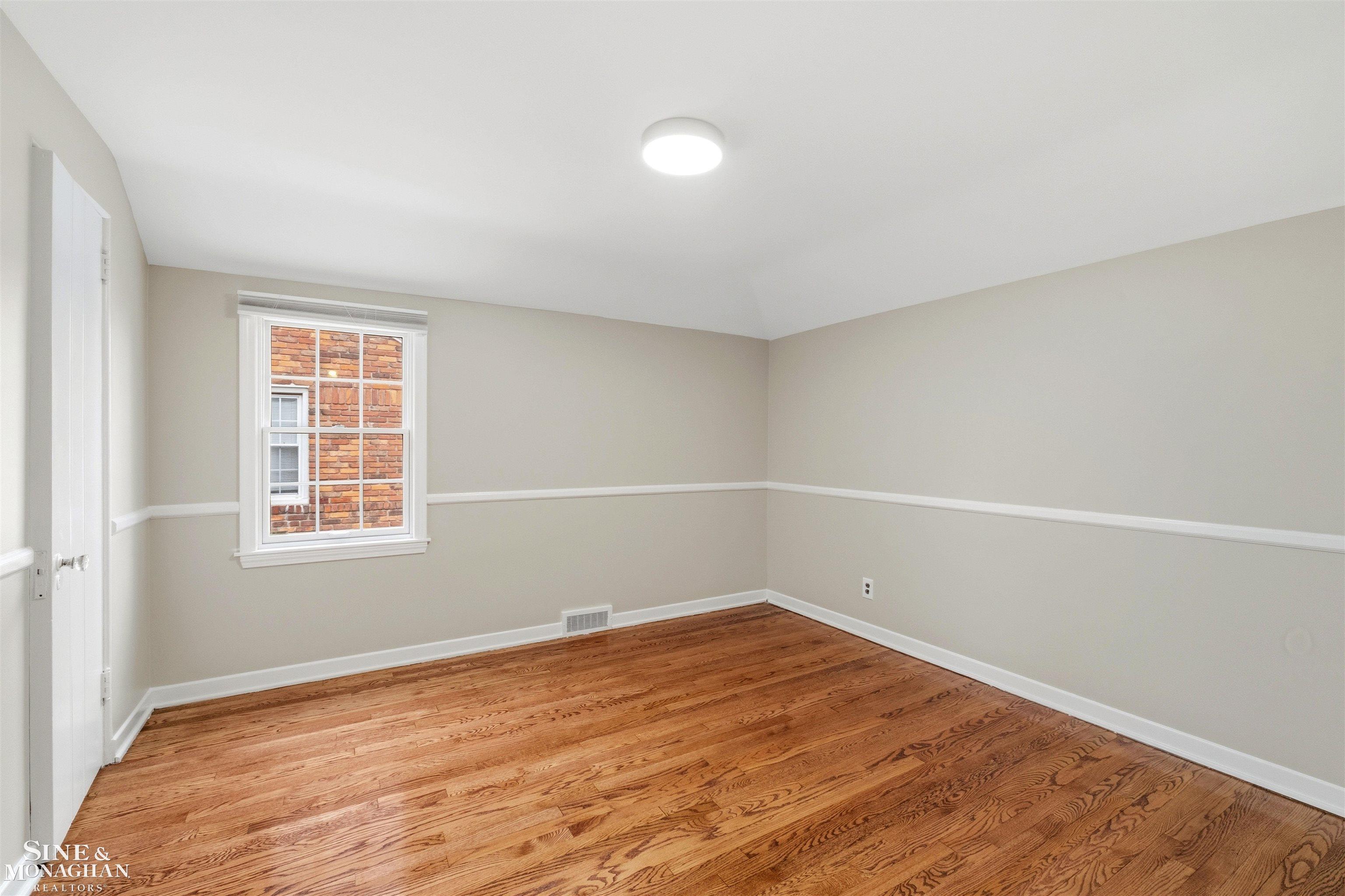 180 Fisher Road Grosse Pointe Farms, MI 48230 - Photo 38 of 88