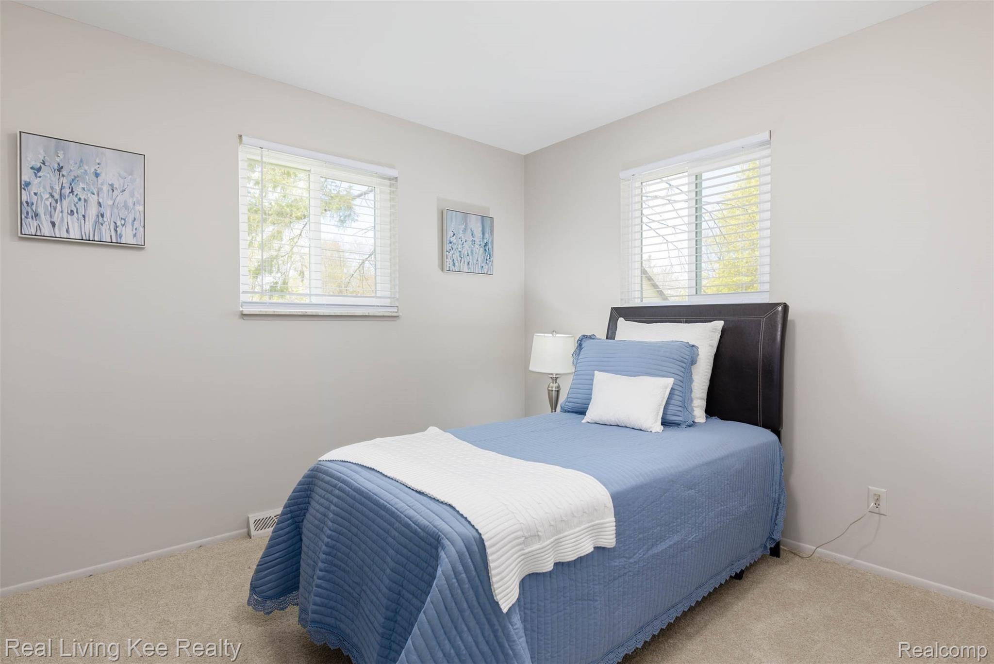 2630 Emmons Avenue Rochester, MI 48307 - Photo 15 of 17 2630 Emmons Ave-17.jpg