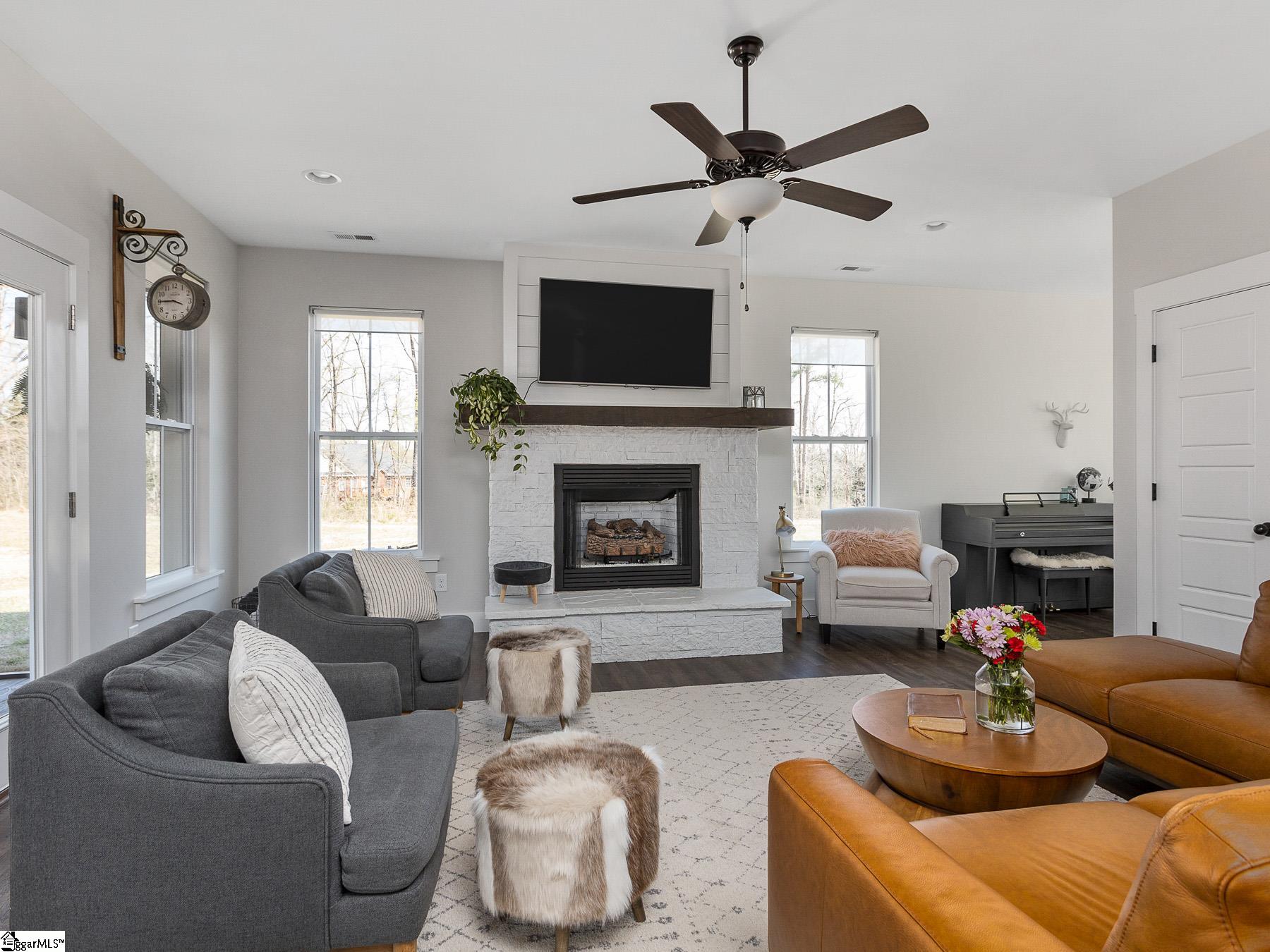 250 State Rd S-42-767 Lyman, SC 29365 - Photo 4 of 35