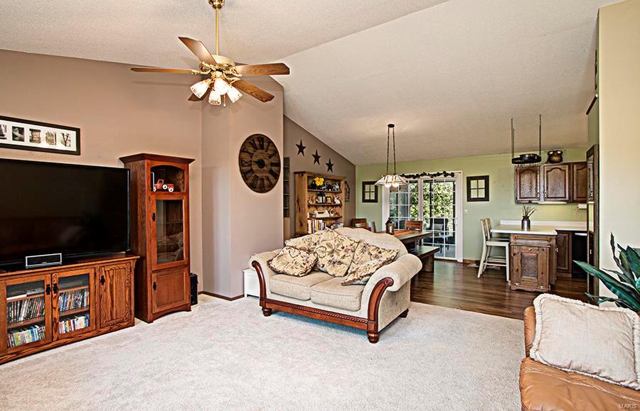 3425 Blumberg Road Marine, IL 62061 - Photo 14 of 61