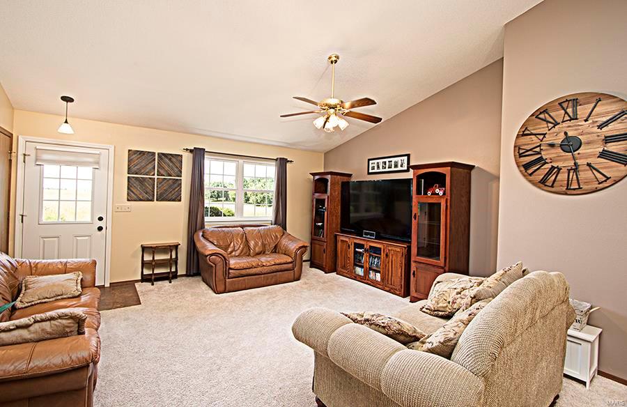 3425 Blumberg Road Marine, IL 62061 - Photo 16 of 61