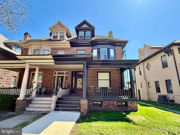 $420,000 | 808 East High Street, Pottstown, PA 19464