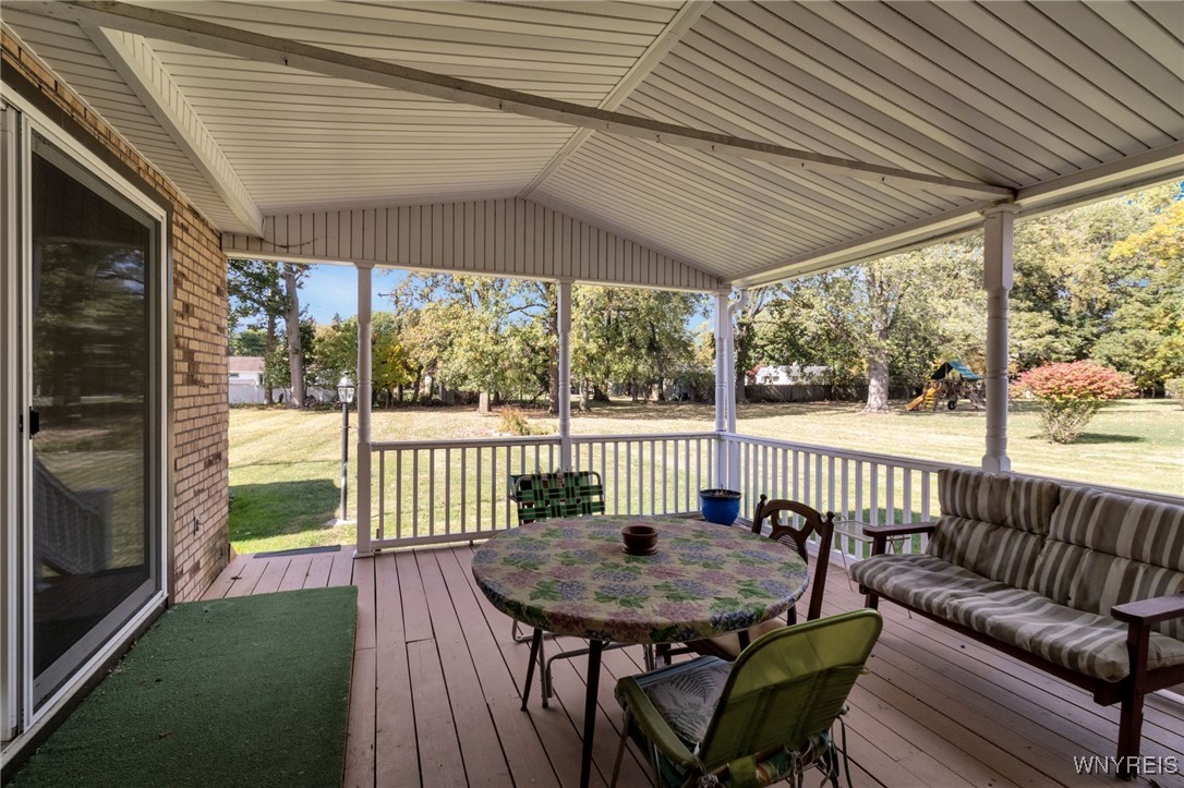 4520 Greenbriar Road Clarence, NY 14221 - Photo 14 of 38