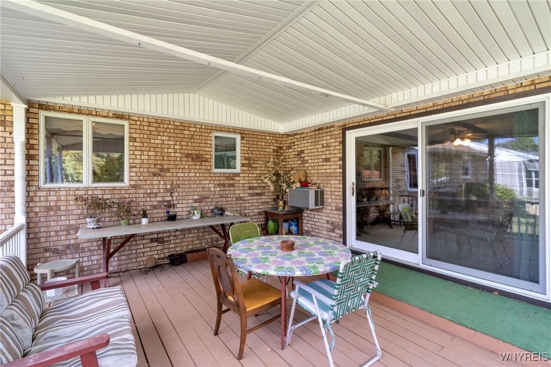 4520 Greenbriar Road Clarence, NY 14221 - Photo 15 of 38