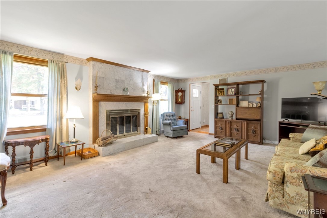 4520 Greenbriar Road Clarence, NY 14221 - Photo 3 of 38