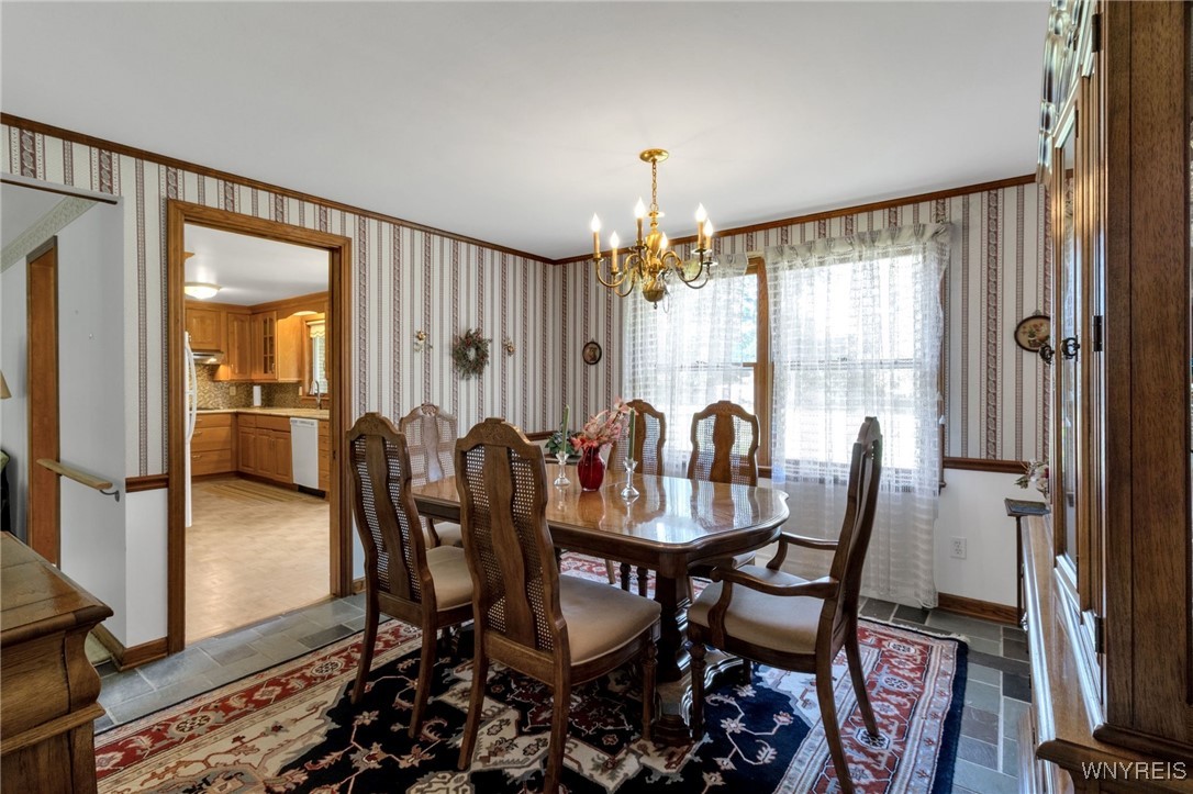 4520 Greenbriar Road Clarence, NY 14221 - Photo 9 of 38