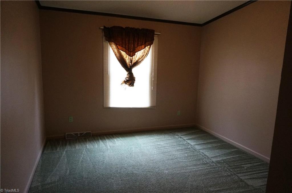1170 Deer Chase Road Madison, NC 27025 - Photo 15 of 28 Gallery Image 15