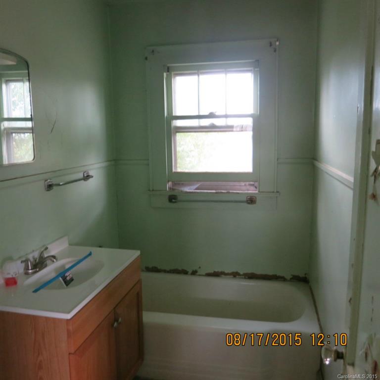 6948 Long Island Road Catawba, NC 28609 - Photo 7 of 11 Gallery Image 7