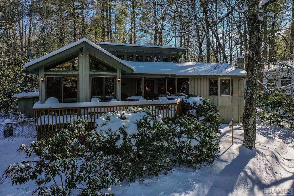 805 Cobb Road Highlands, NC 28741 - Photo 1 of 40 Gallery Image 1