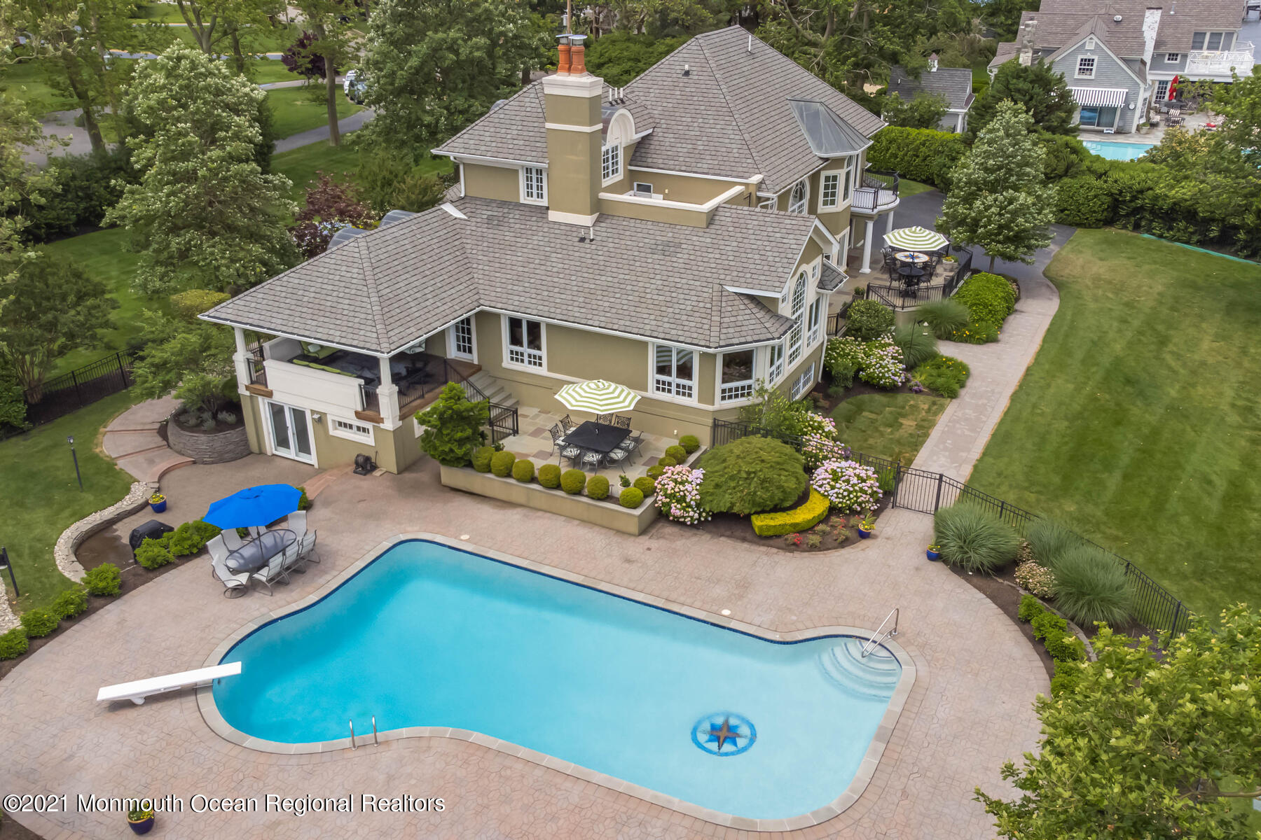 100 Goose Neck Point Road Oceanport, NJ 07757 - Photo 47 of 49 an aerial view of a house
