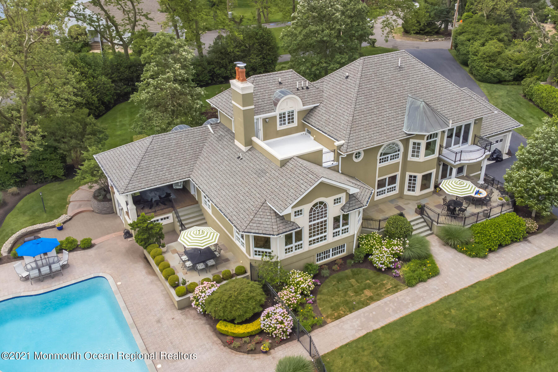 100 Goose Neck Point Road Oceanport, NJ 07757 - Photo 48 of 49 an aerial view of a house