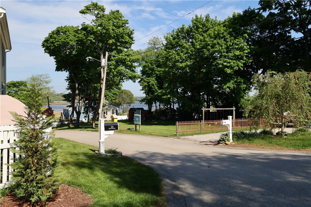 36 Munro Avenue Warren, RI 02885 - Photo 33 of 41