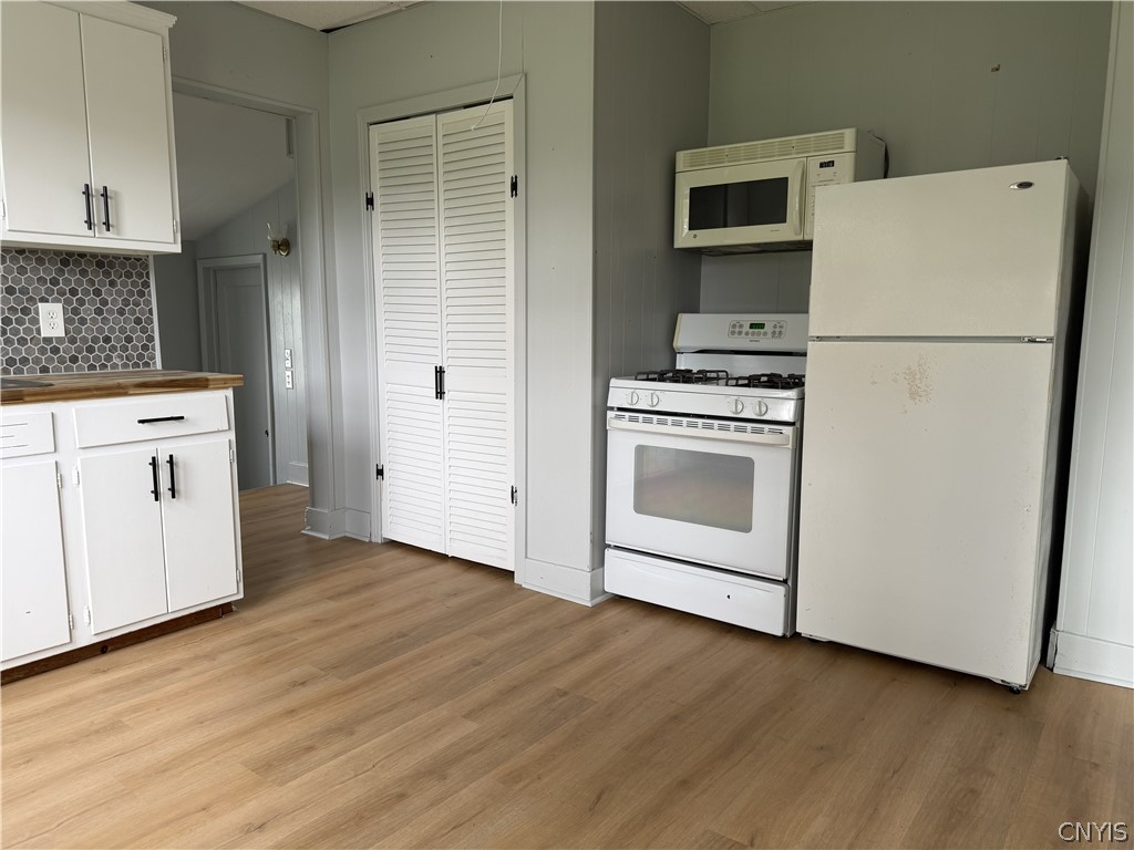 9141 River Road, Unit 2 Marcy, NY 13403 - Photo 3 of 8