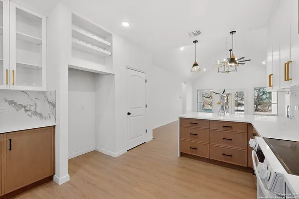 $399,999 | 514 Contour Drive, Spring Branch, TX 78070