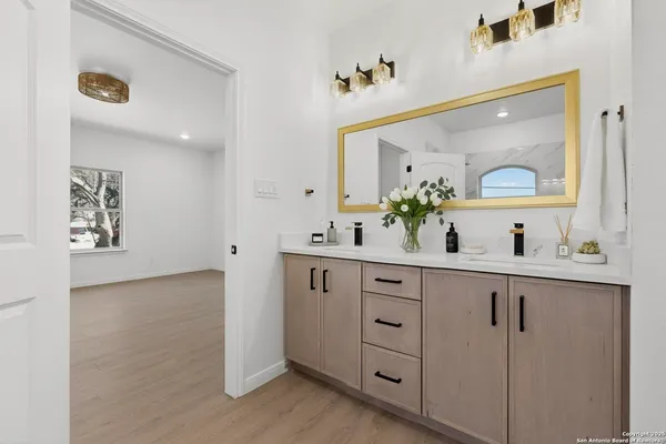 $399,999 | 514 Contour Drive, Spring Branch, TX 78070