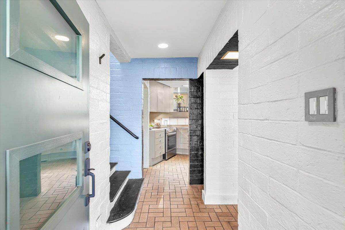 1018 West Morris Avenue Modesto, CA 95350 - Photo 6 of 78