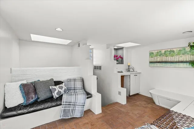 $629,900 | 1018 West Morris Avenue, Modesto, CA 95350