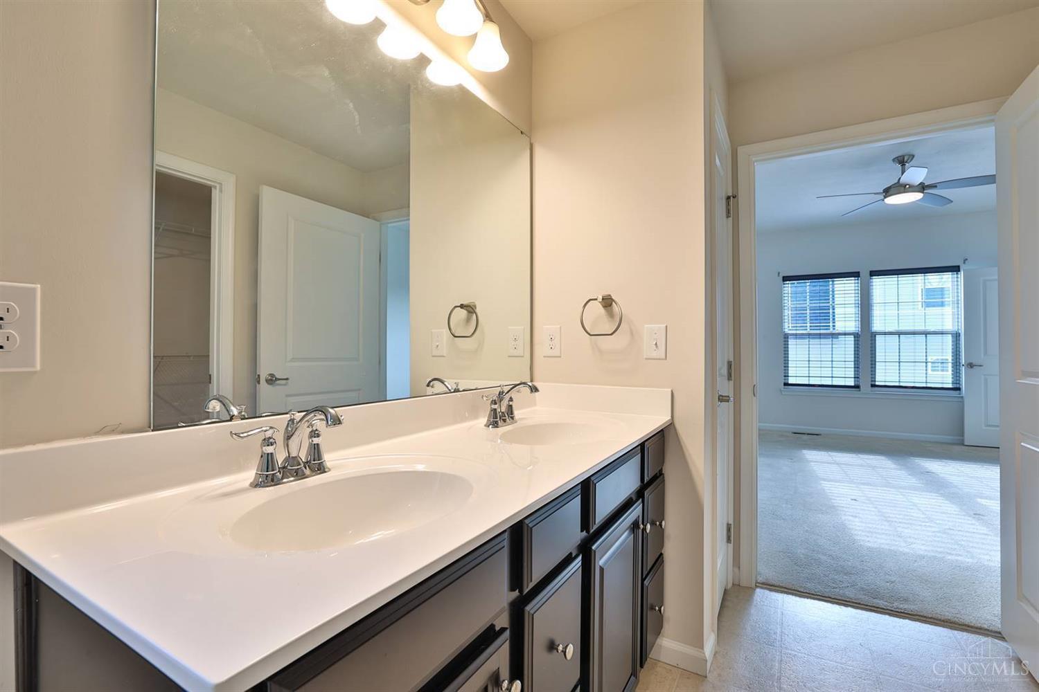 6757 Forest Ridge Drive Cincinnati, OH 45247 - Photo 38 of 40 Gallery Image 38