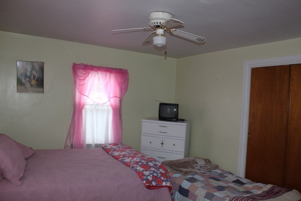 584 Main Street Mapleton Depot, PA 17052 - Photo 17 of 39 Gallery Image 17