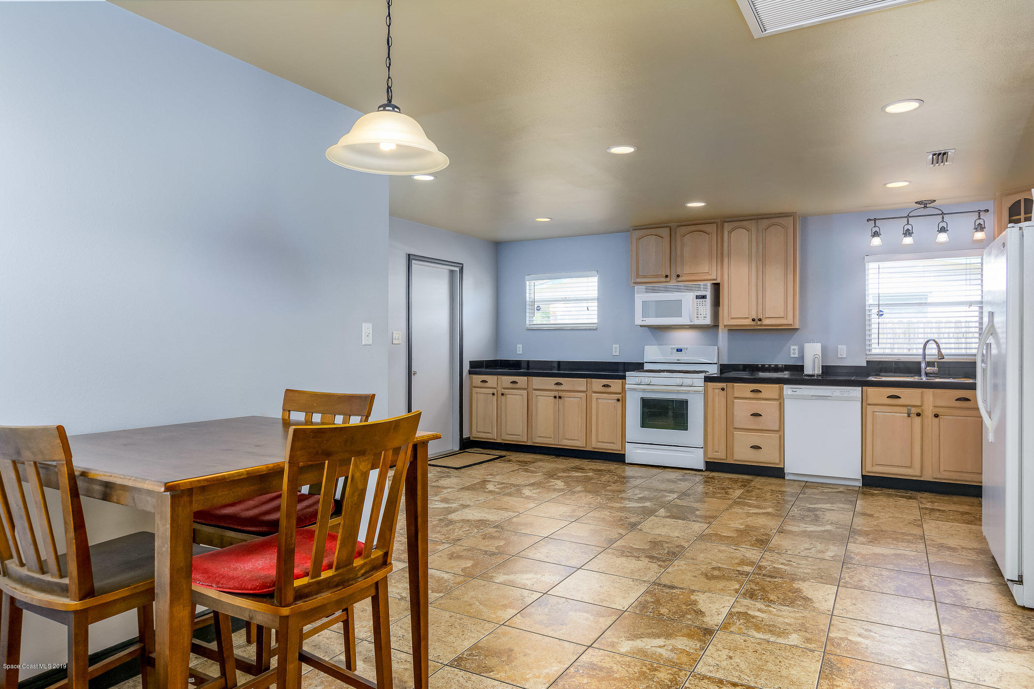 932 Kings Post Road Rockledge, FL 32955 - Photo 4 of 18 Kings Post-6