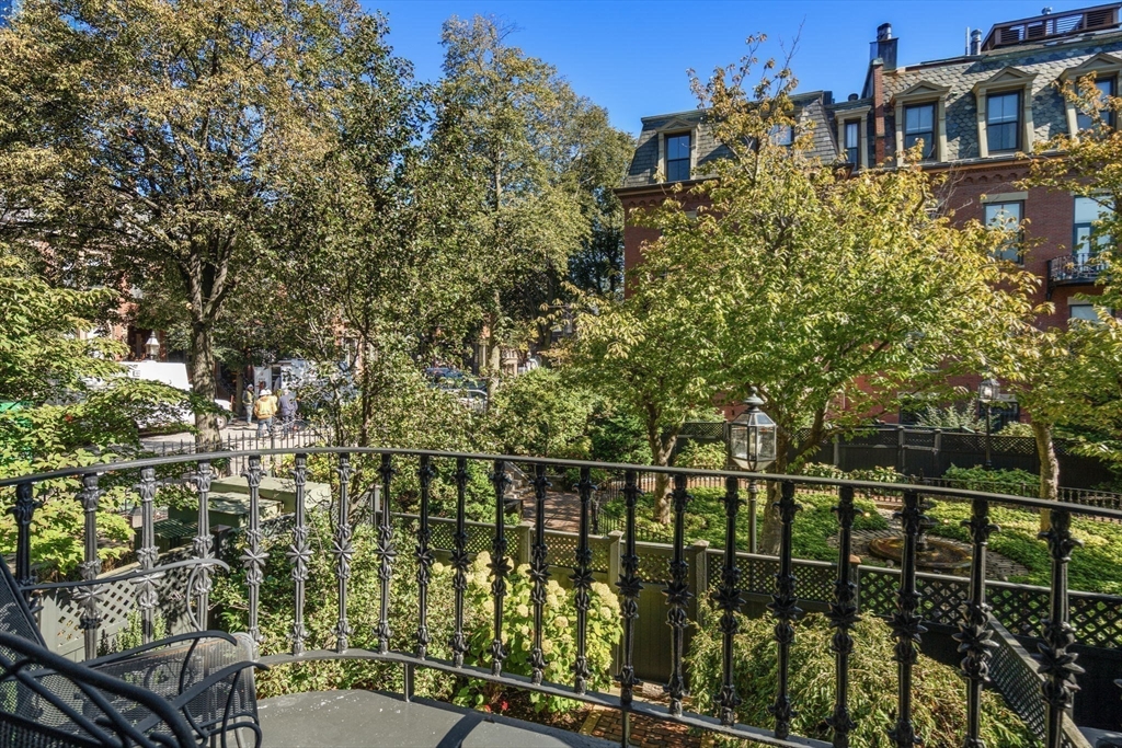 150 Appleton Street, Unit 2A Boston, MA 02116 - Photo 15 of 24 a view of a house with a street from a balcony